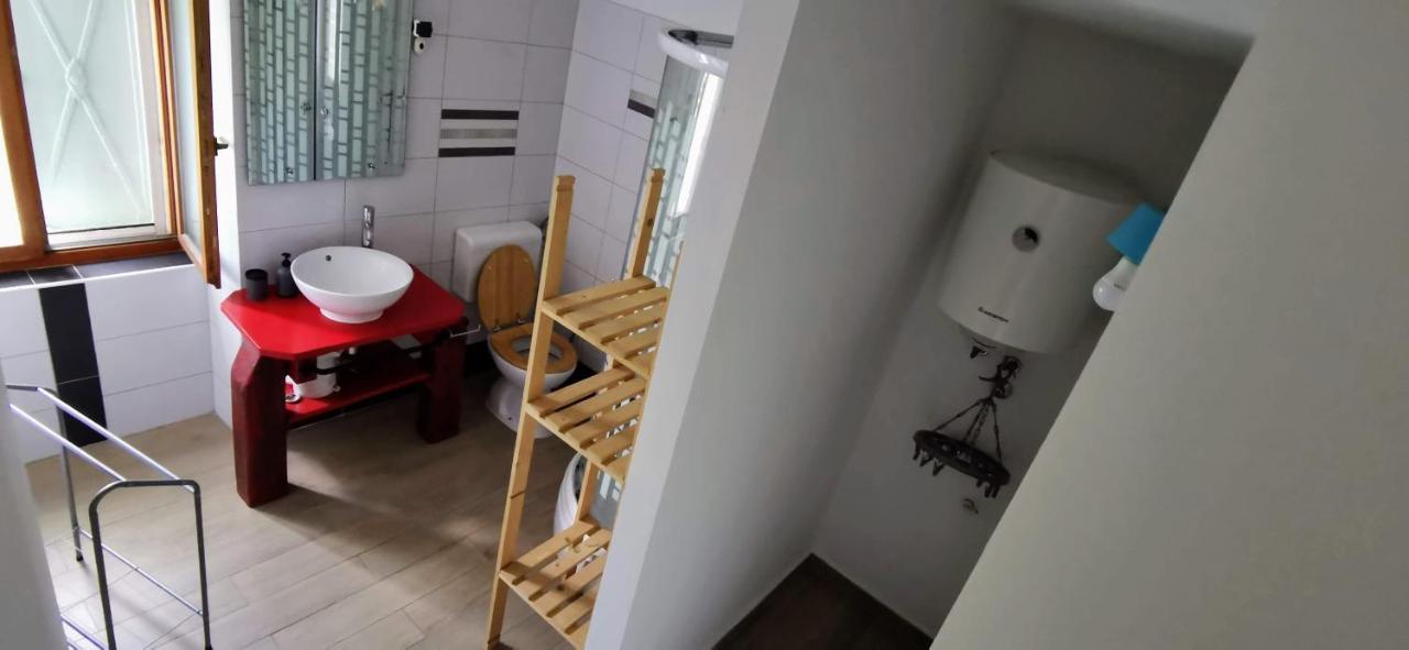 Eti And Mia Holiday Apartments Muntić Εξωτερικό φωτογραφία